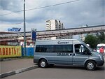 Бесплатный автобус Genser в пункт аренды автомобилей АрендаАвто-фрм на ул.Добролюбова